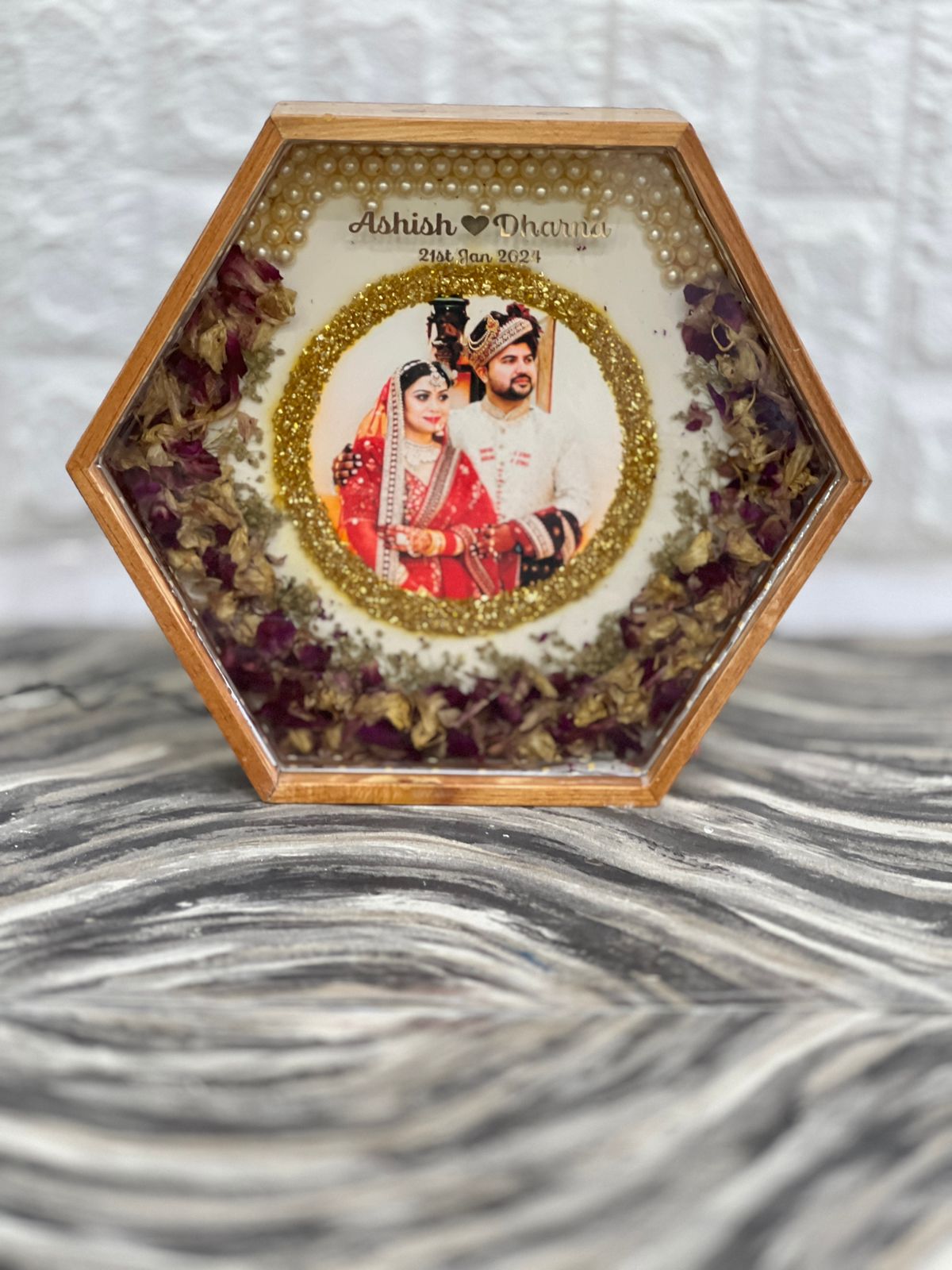 customized-shaadi-garland-memory-design