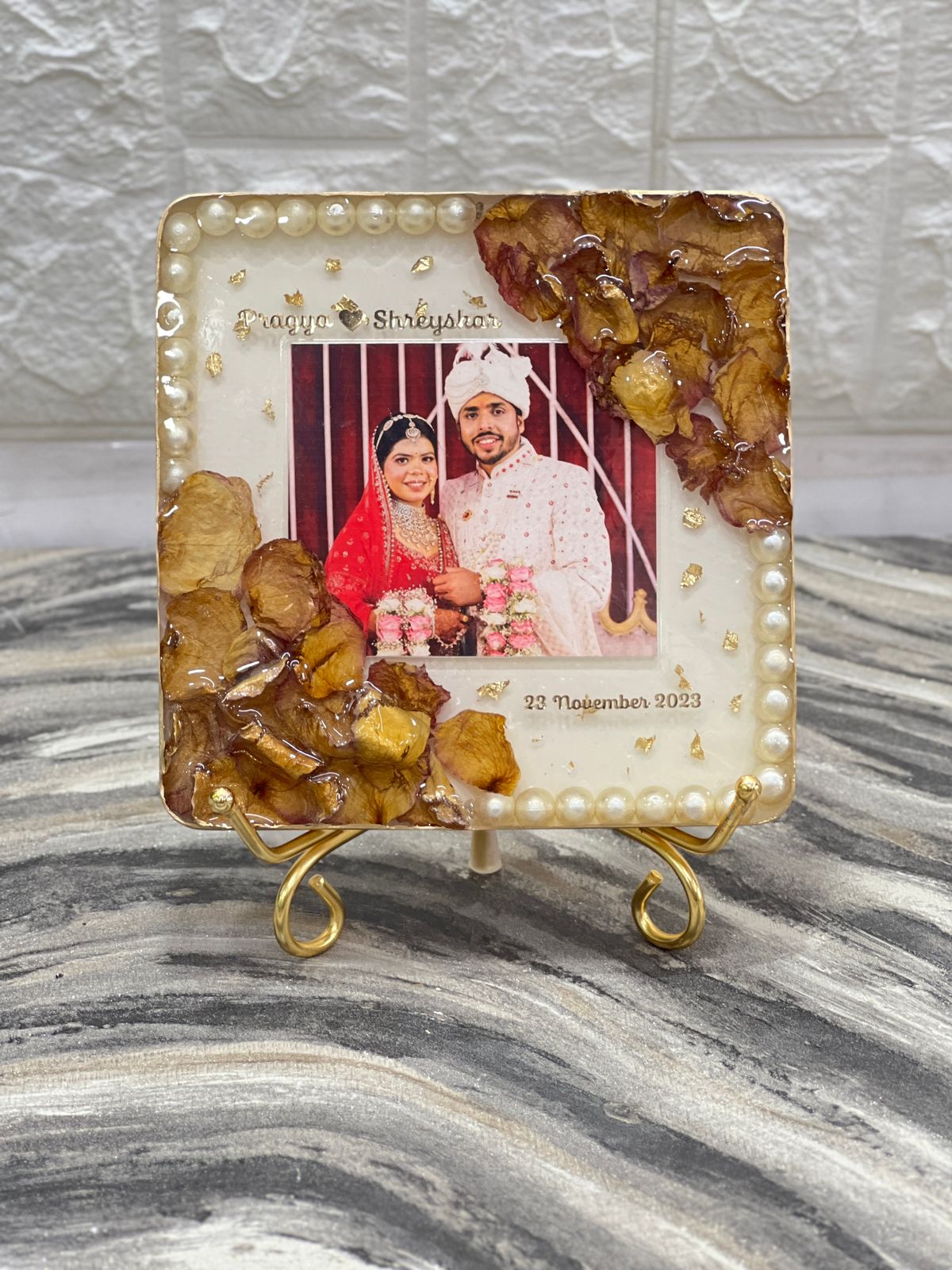 epoxy-jaymala-sagai-varmala-preservation-customized