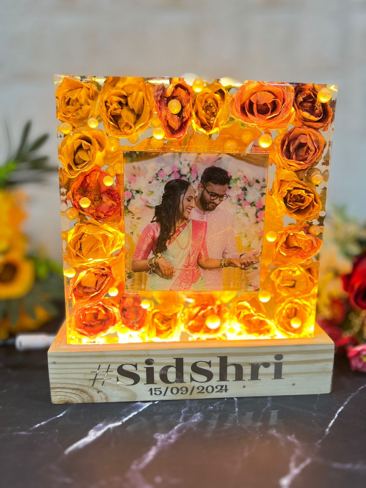 square-shape-deep-casting-frame-with-led-lights