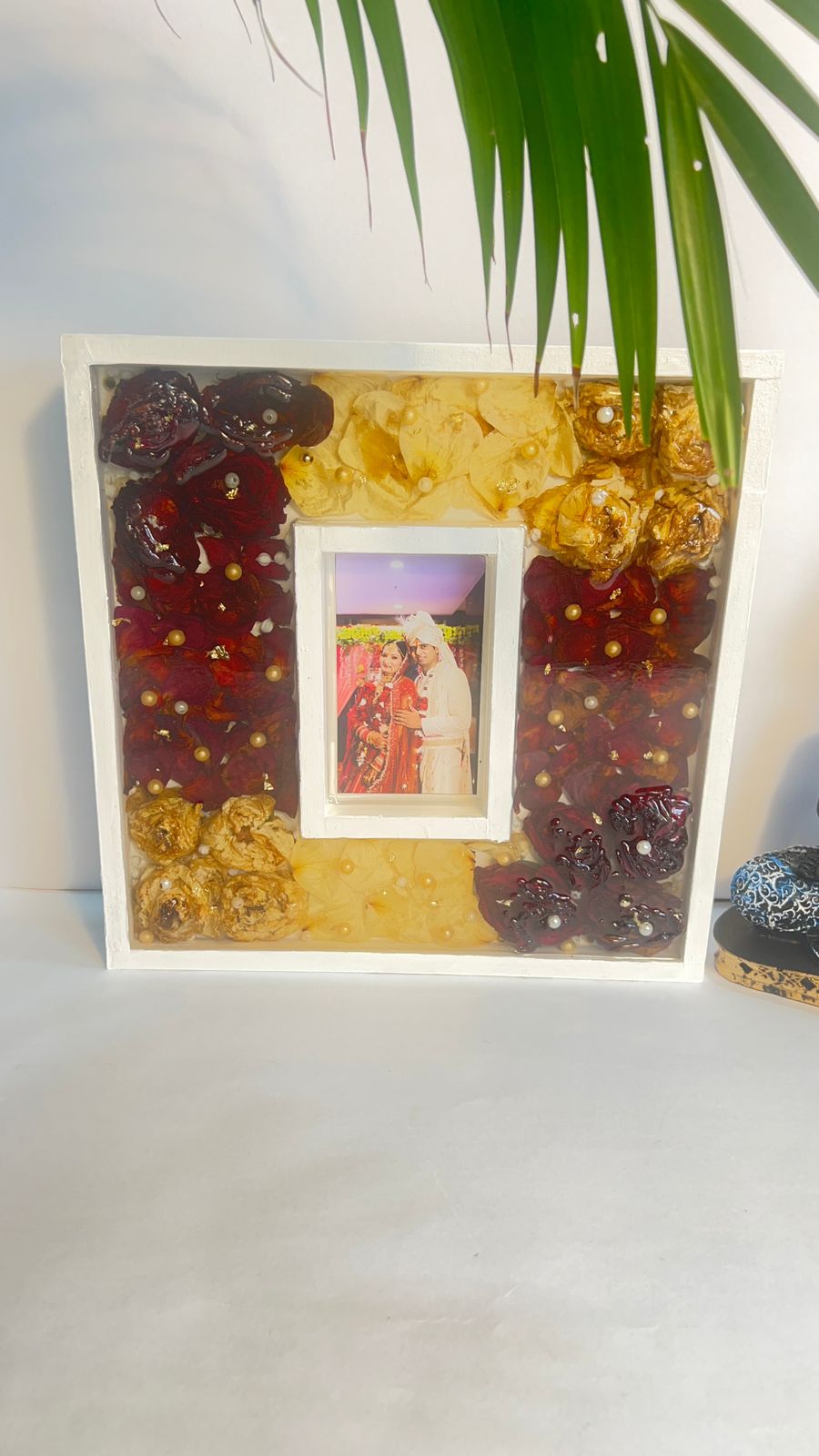 Teakwood wedding garlad preservation frame