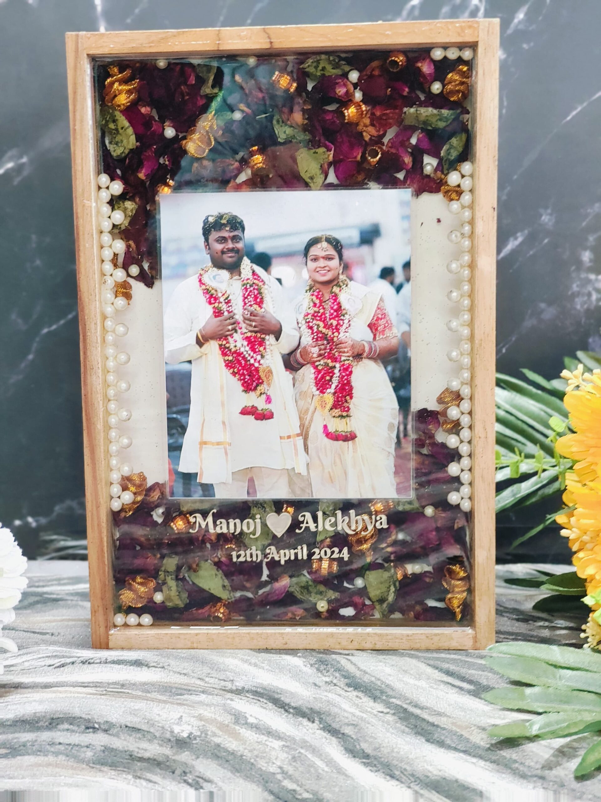 Big size varmala frame