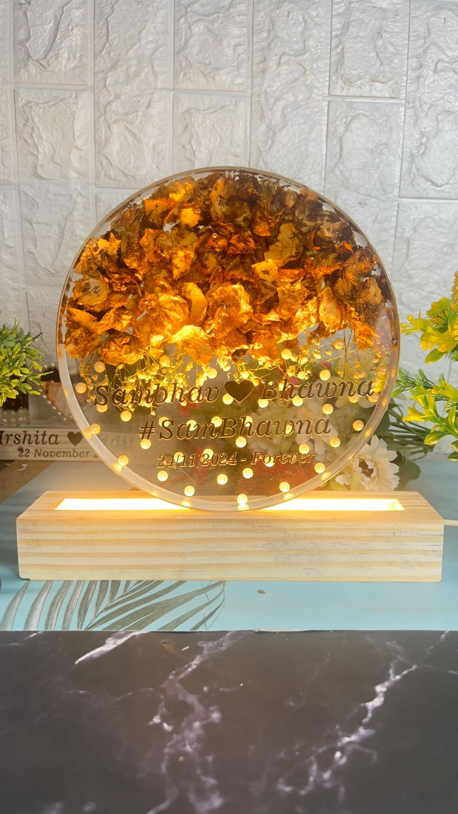 round shape resin varmala preservation frame