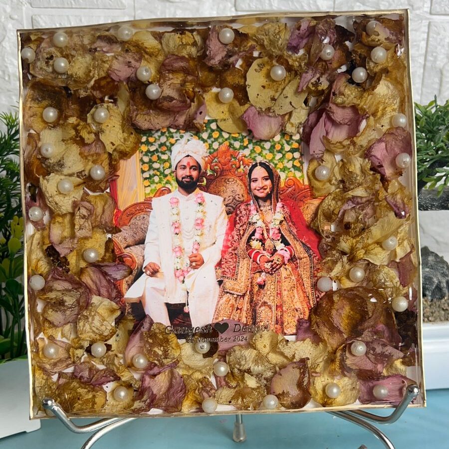 resin flower preservation in deep casting frame