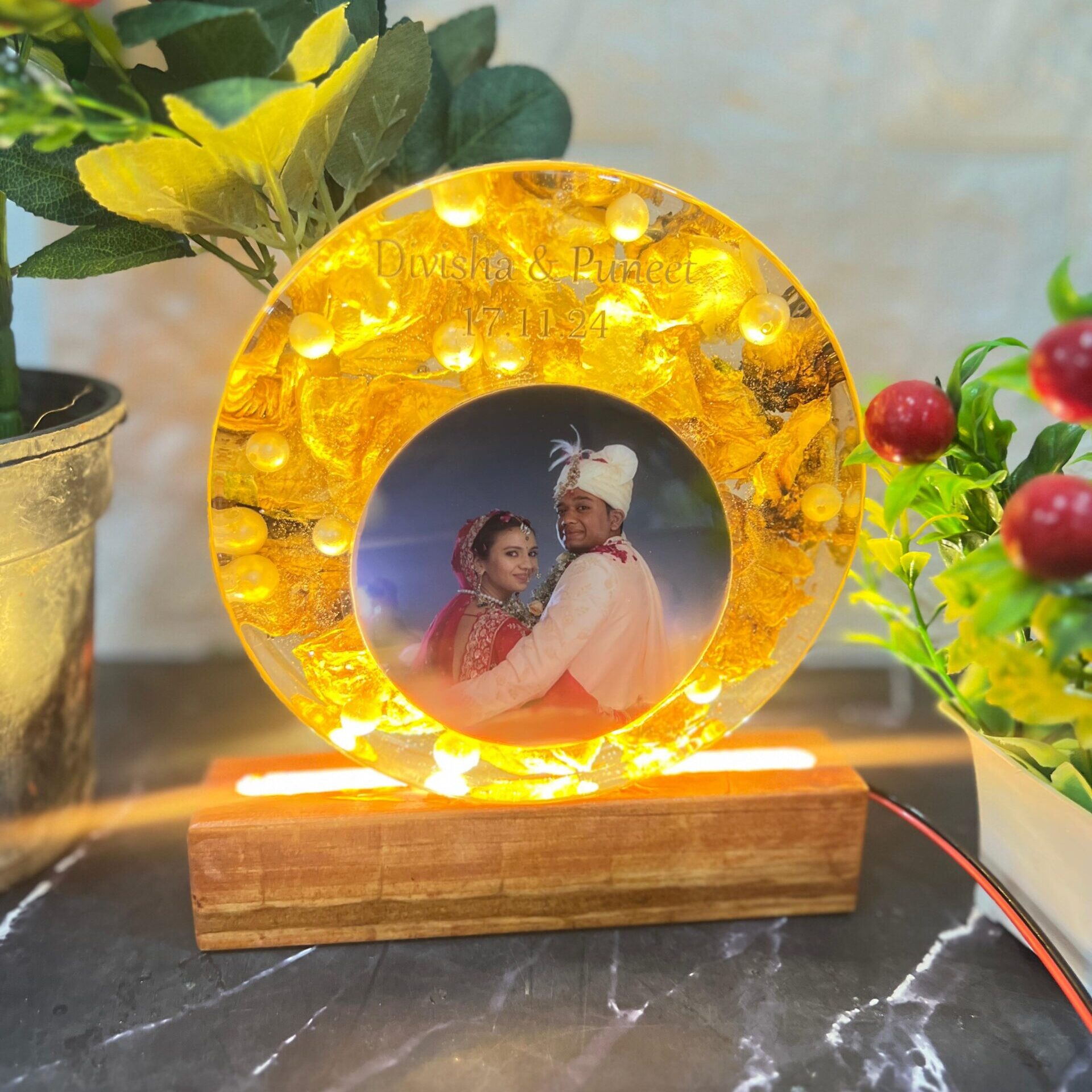 deep-cast varmala preservation frame