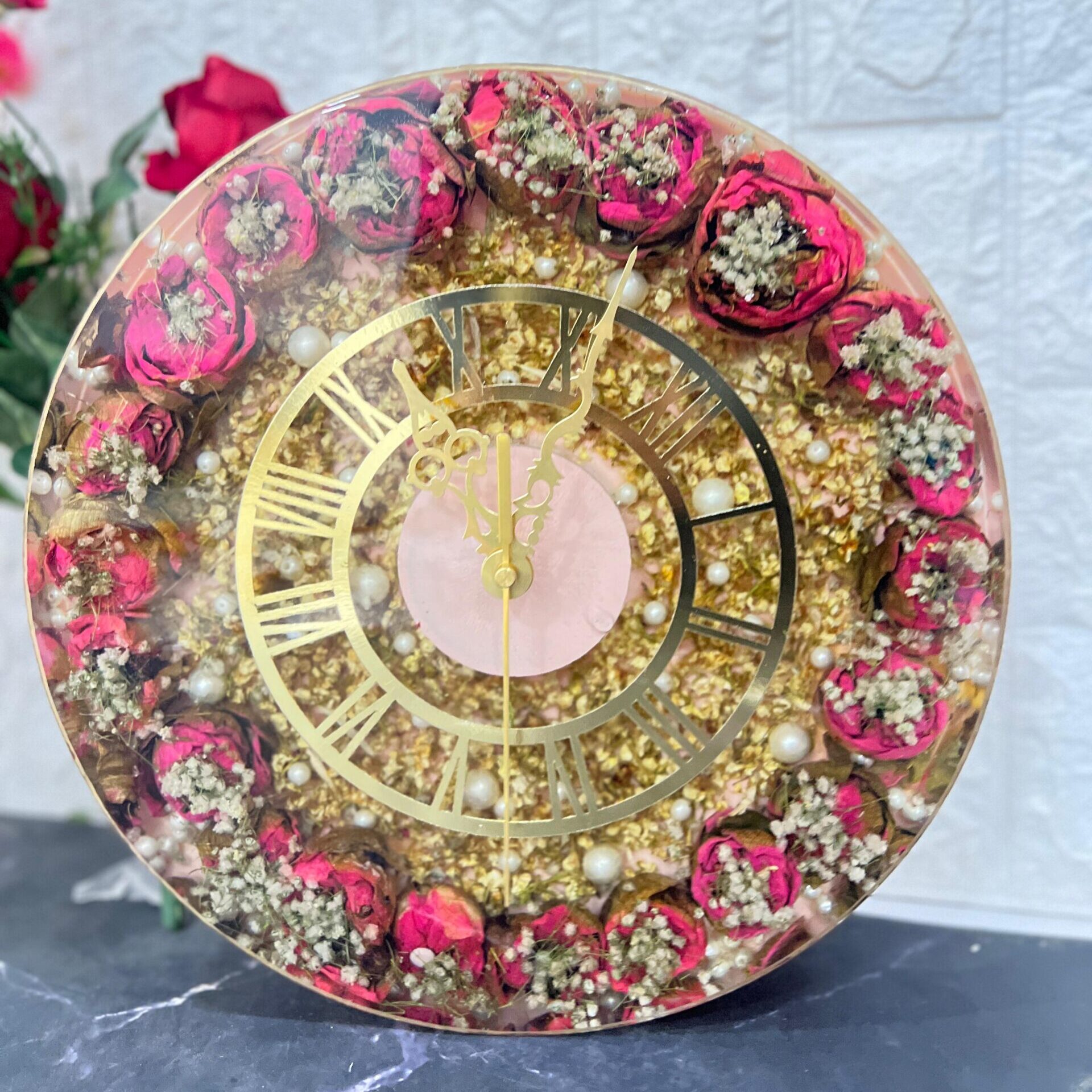 deep casting resin clock