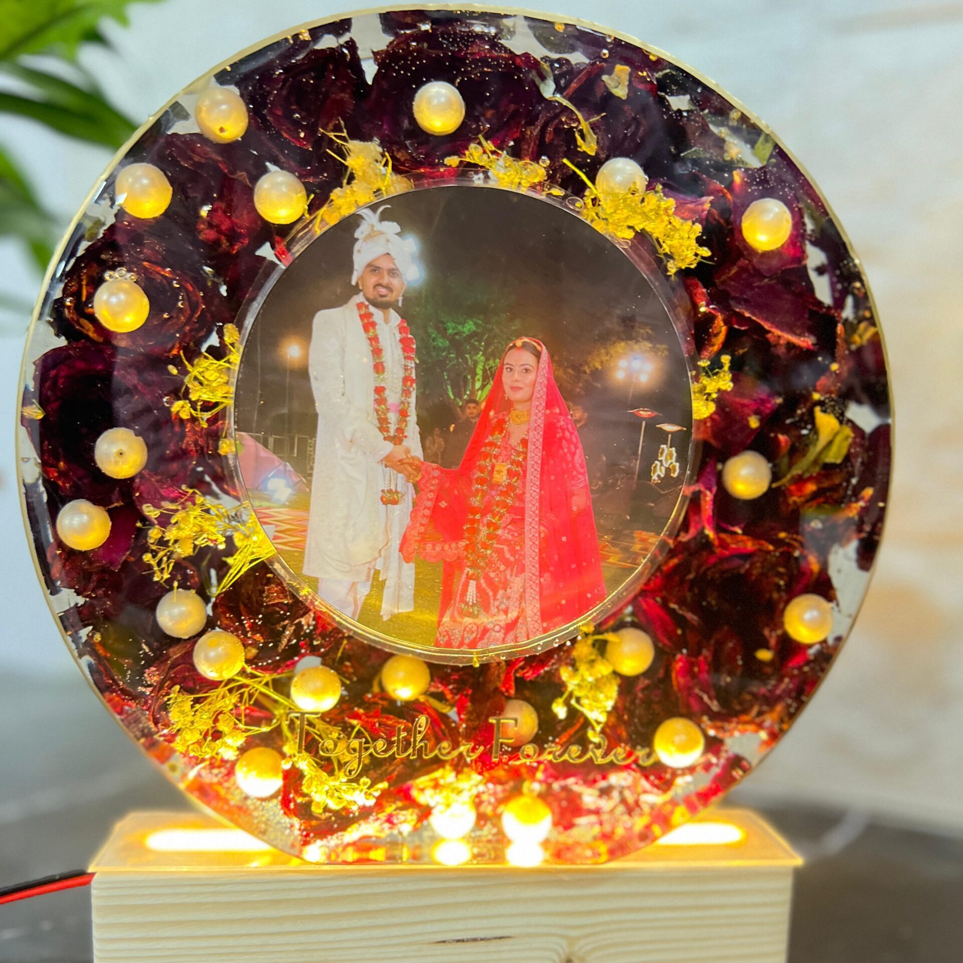 resin varmala photo frame ideas