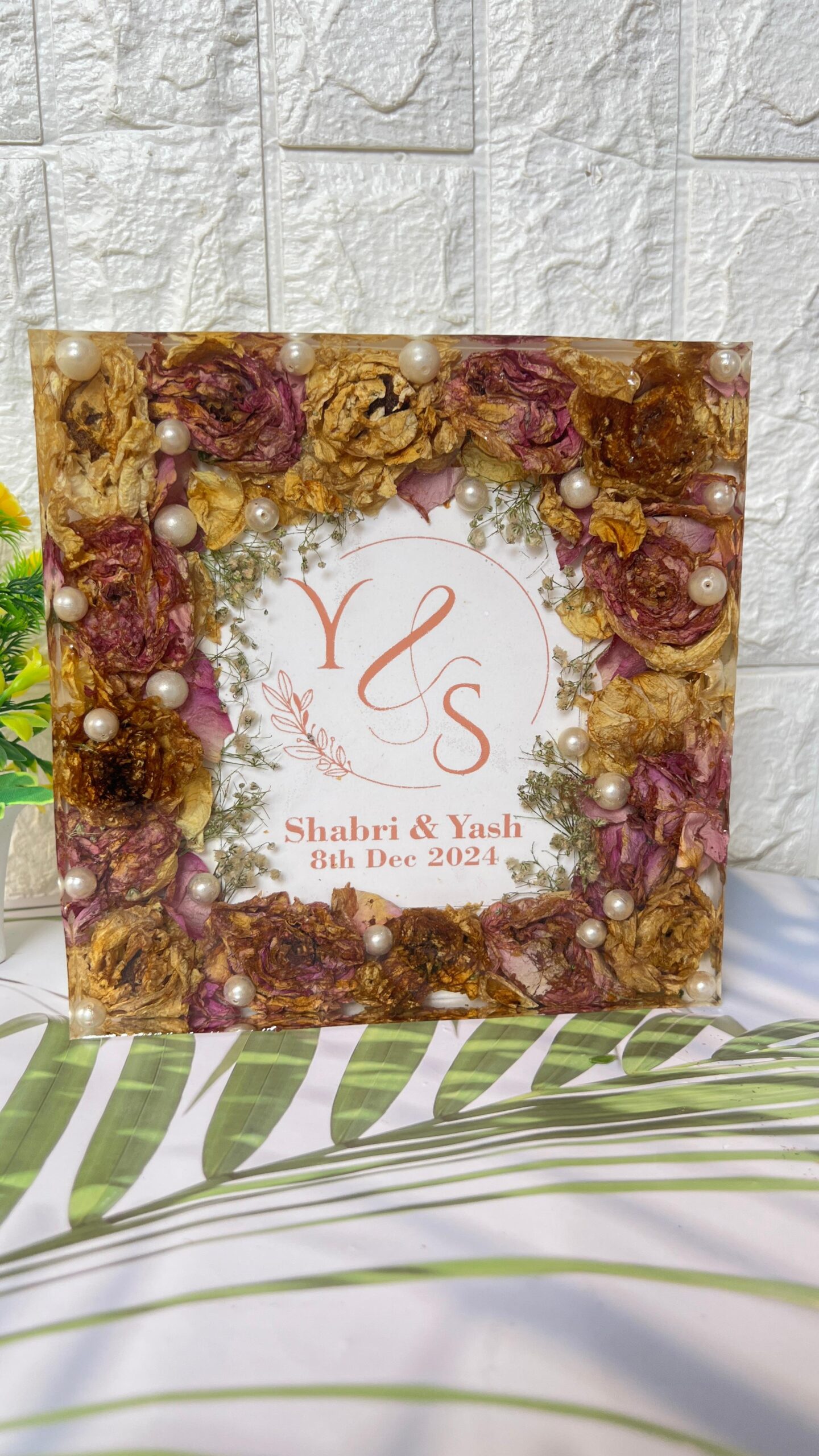 wedding card preservation in resin