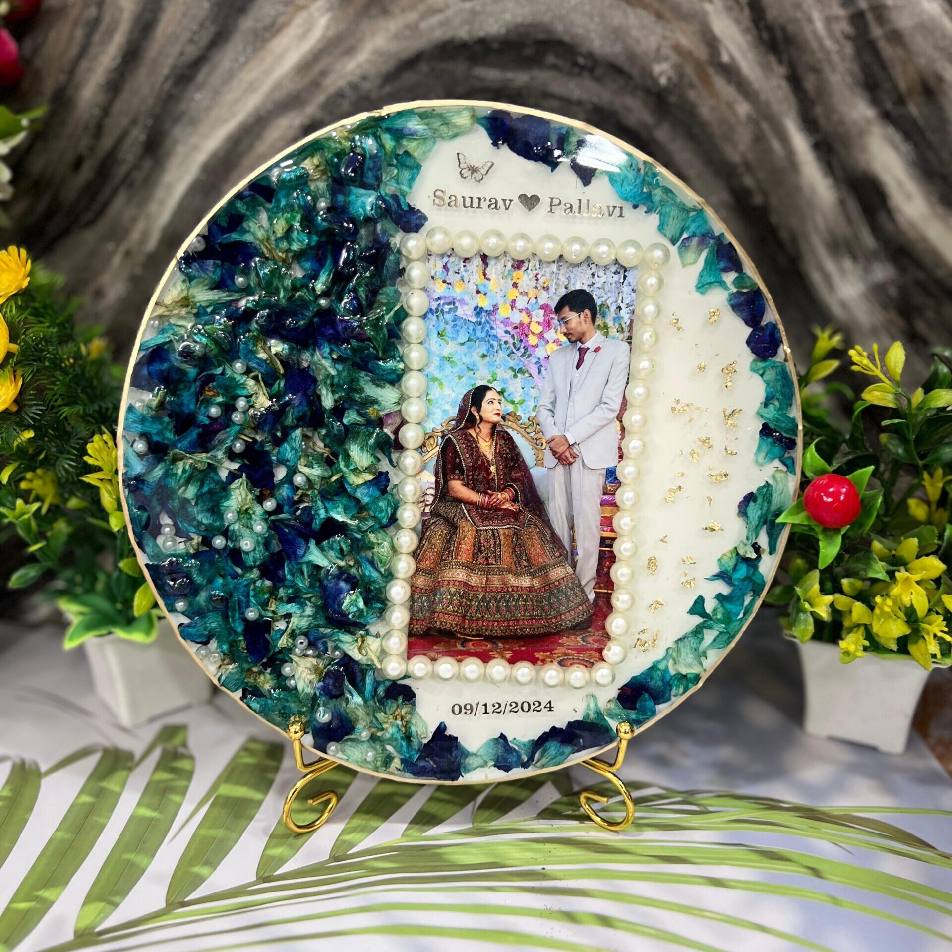 wedding flowers & photo preservation in resin