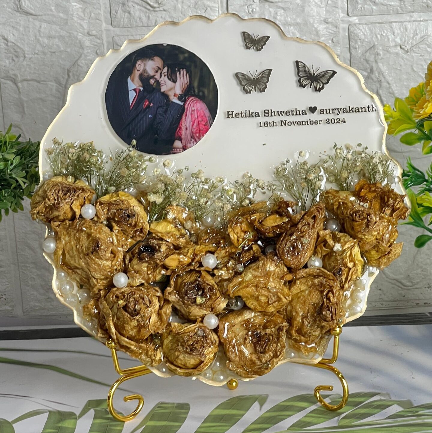 wedding garland preservation