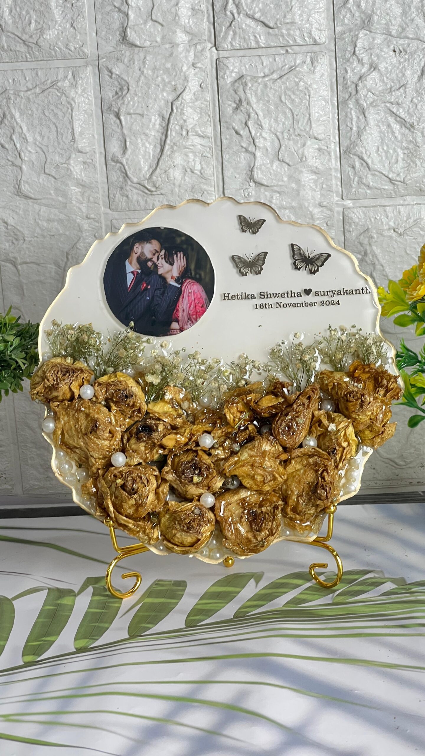 wedding garland preservation