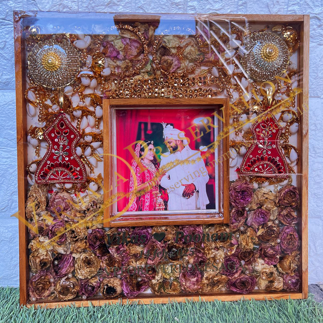Luxury varmala & photo resin preservation