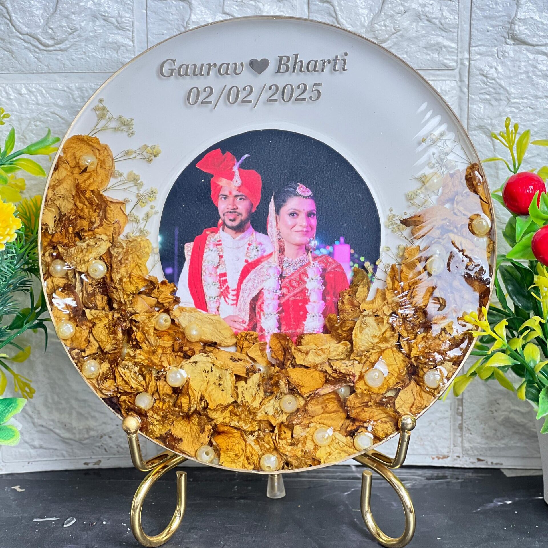 Marriage varmala resin preserved frame
