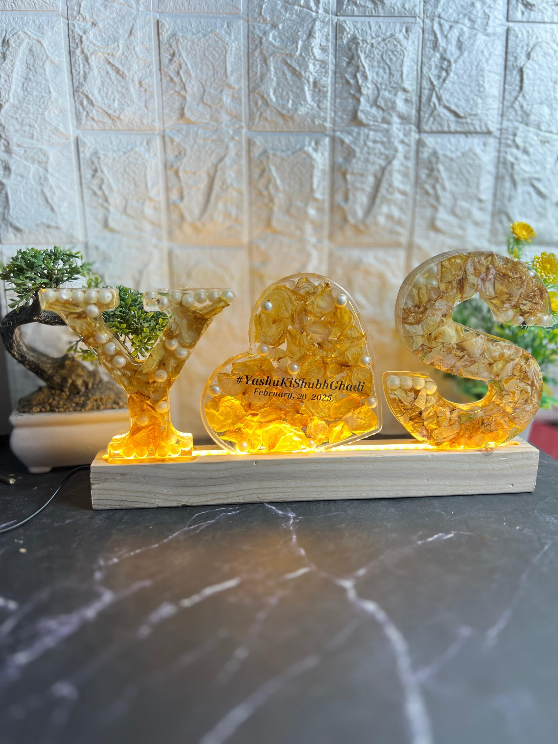 Personalized Resin Name Frame with LED
