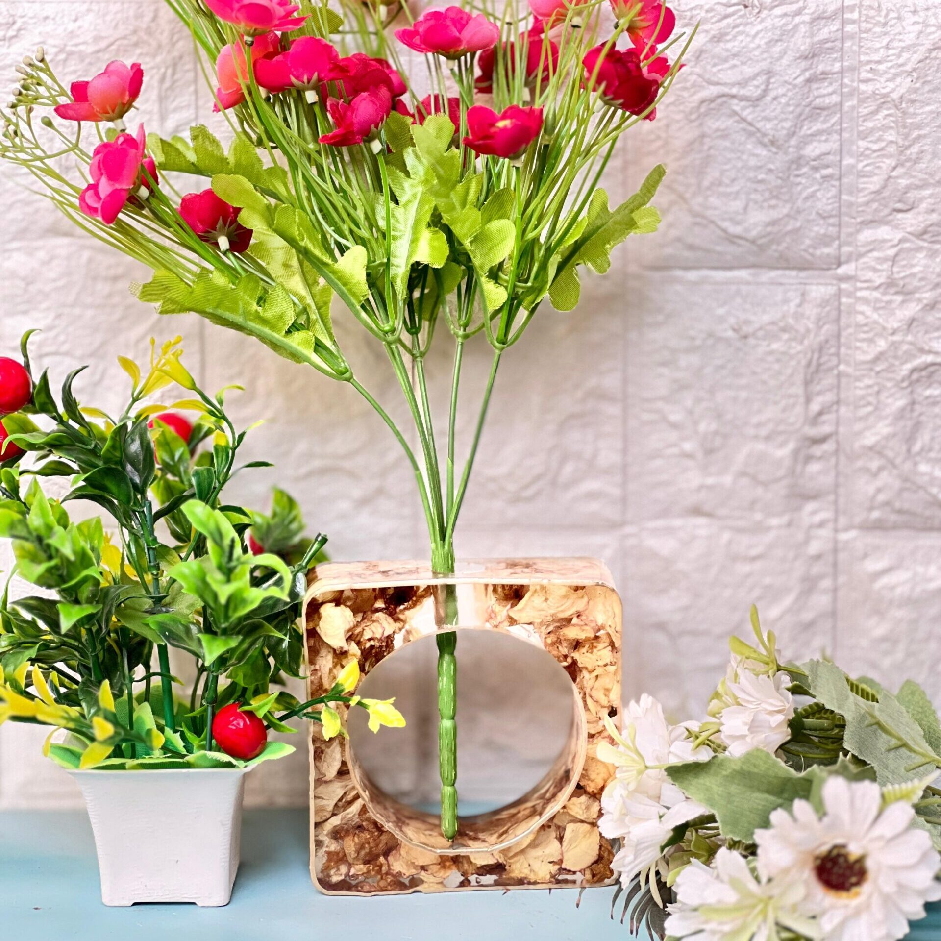 resin flower stand
