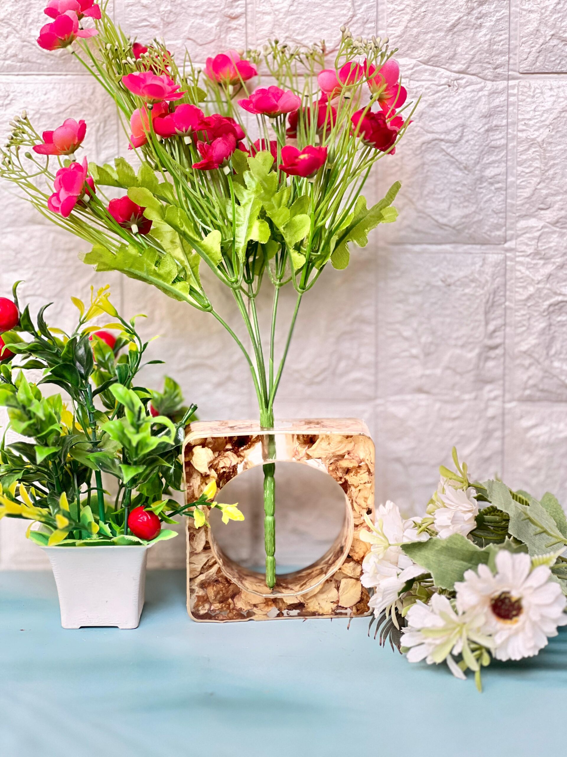 resin flower stand