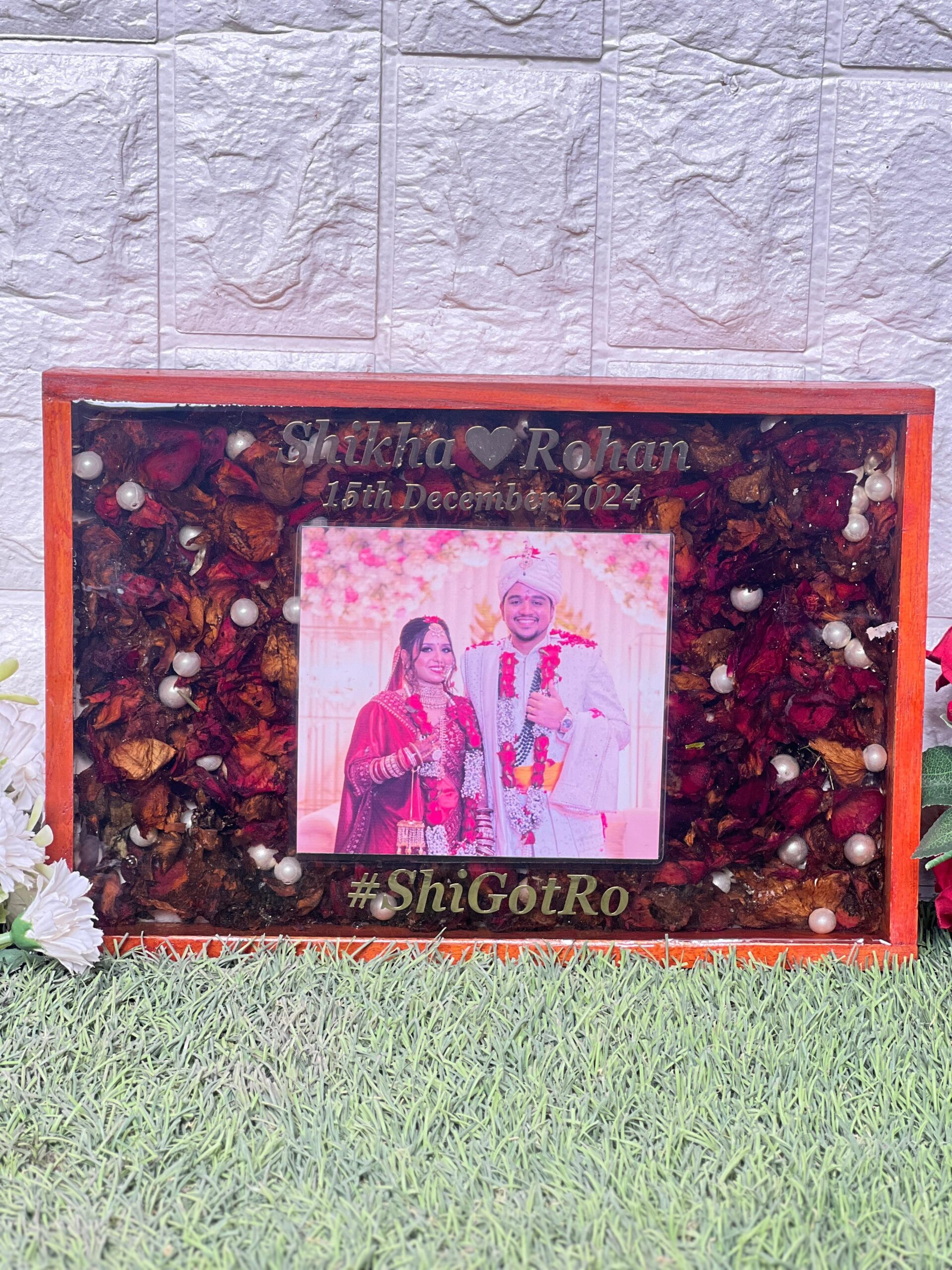 resin wedding memory frame