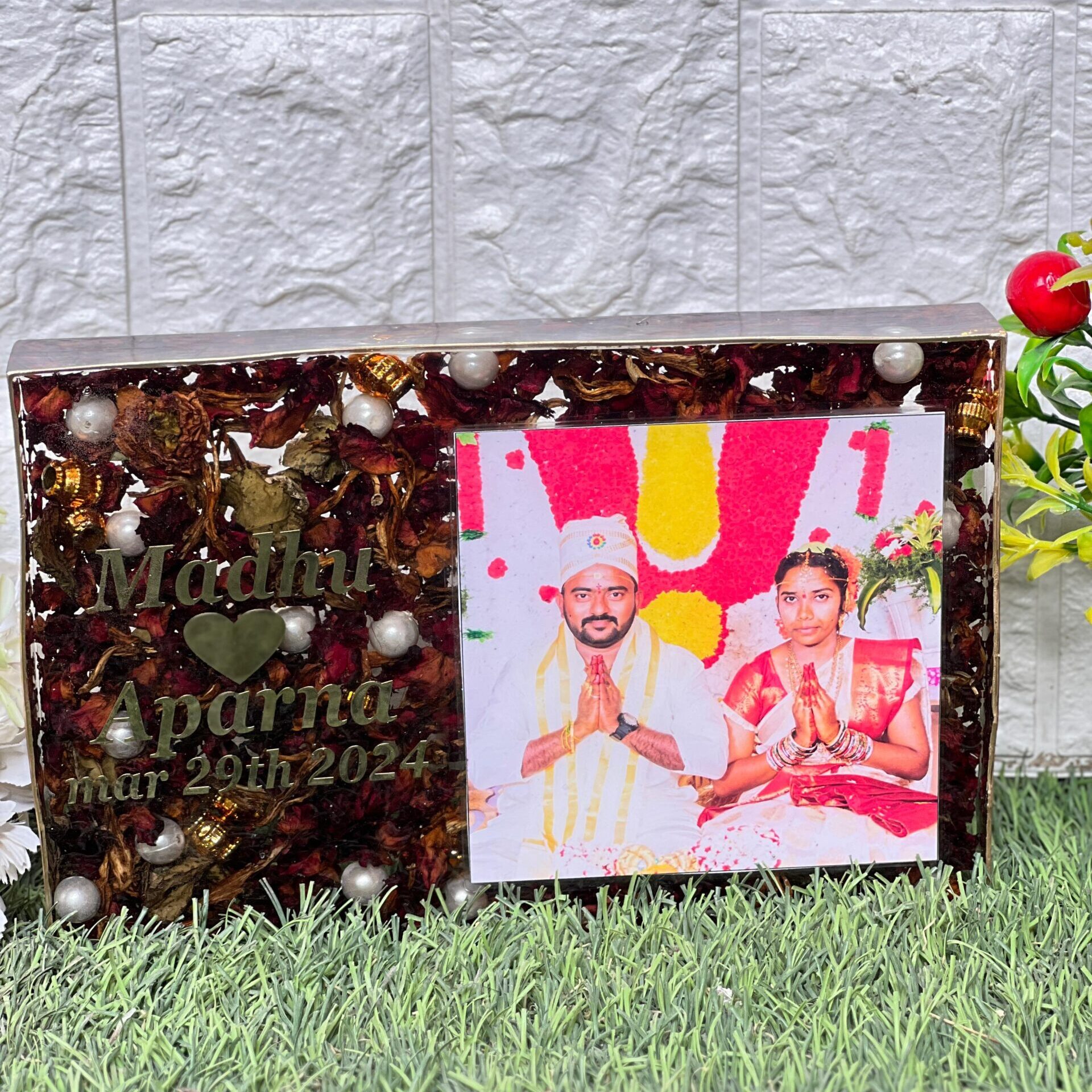 varmala & phot preserved resin display