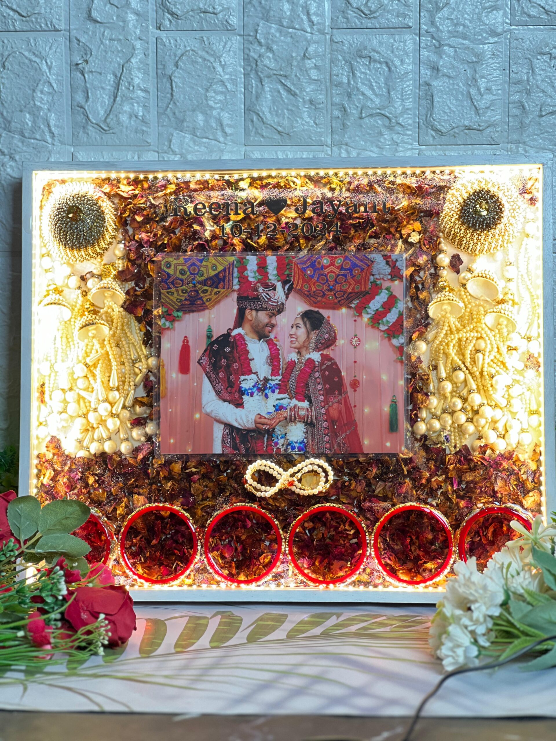 resin varmala photo frame