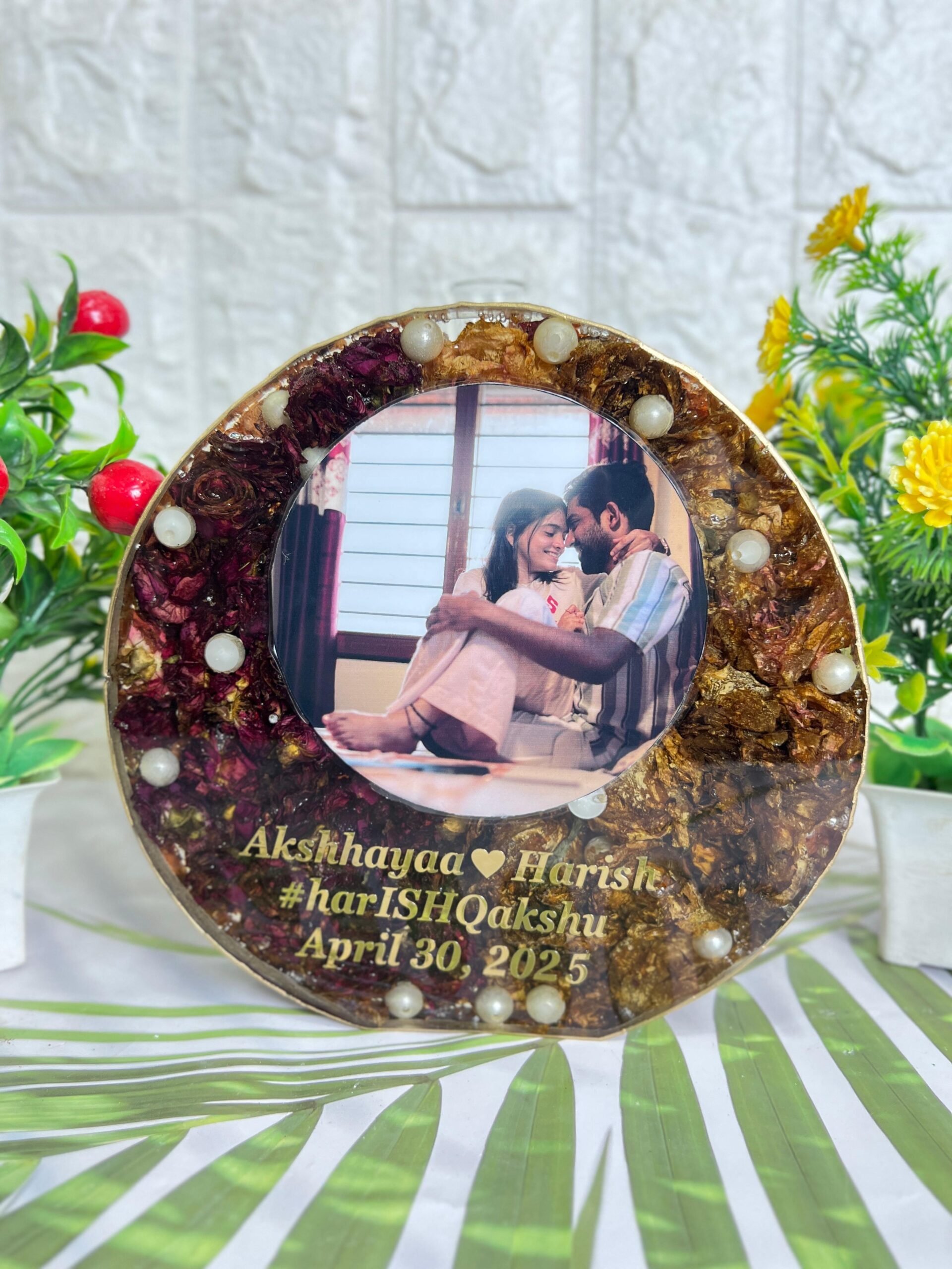 varmala resin frame