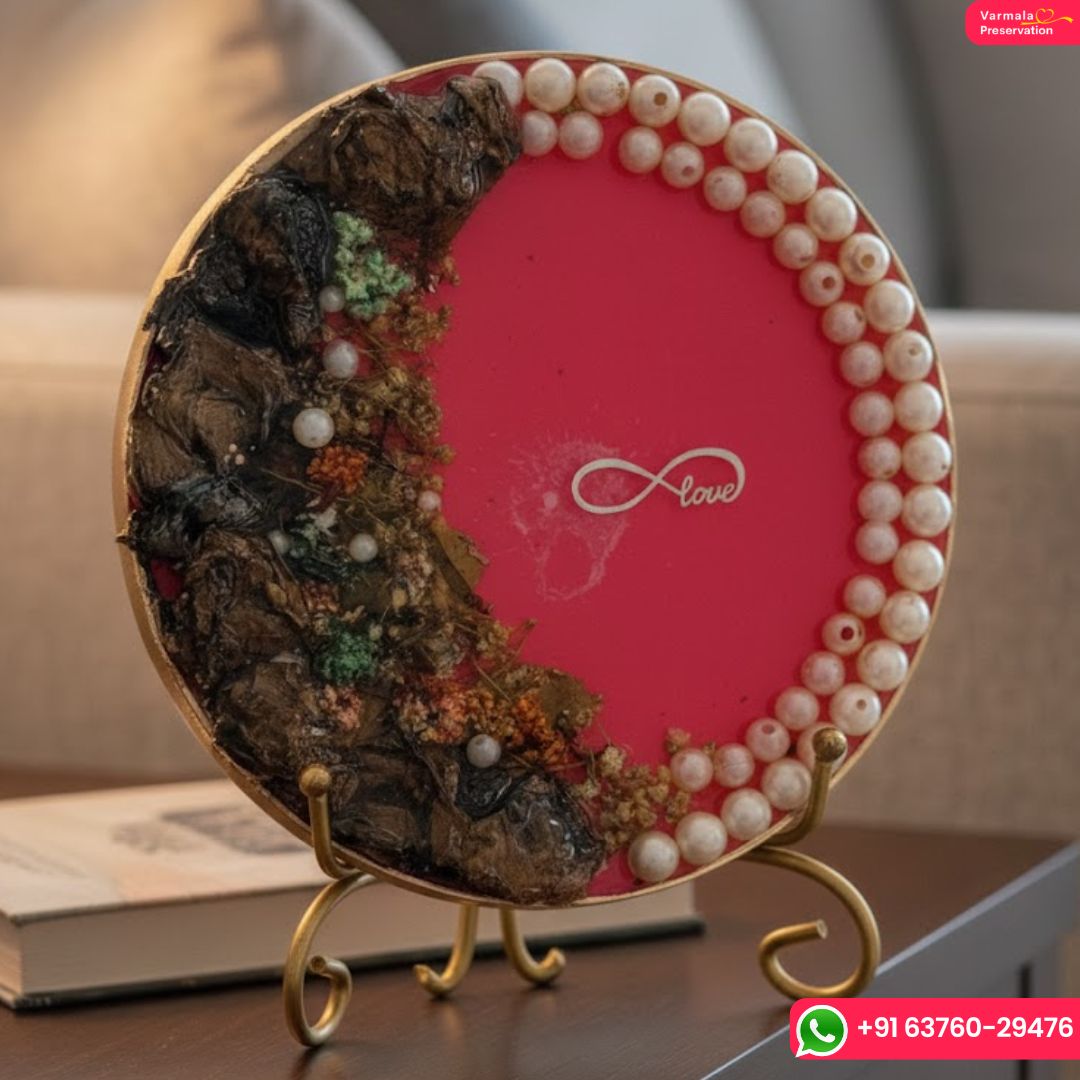 Varmala Preservation Resin Plate | Wedding Garland Memories in Resin (6 inch)