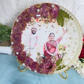 Wedding Varmala and Photo Preservation – Wedding Resin Art – 10 Inch Round Resin Frame – Varmala Preservation In Deep Casting Frame