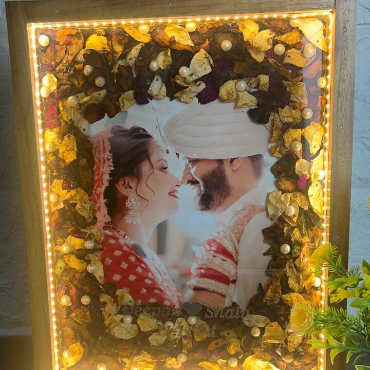 (12by15-Inch ) Custom Resin Wedding Frame with Varmala Flowers & Photo