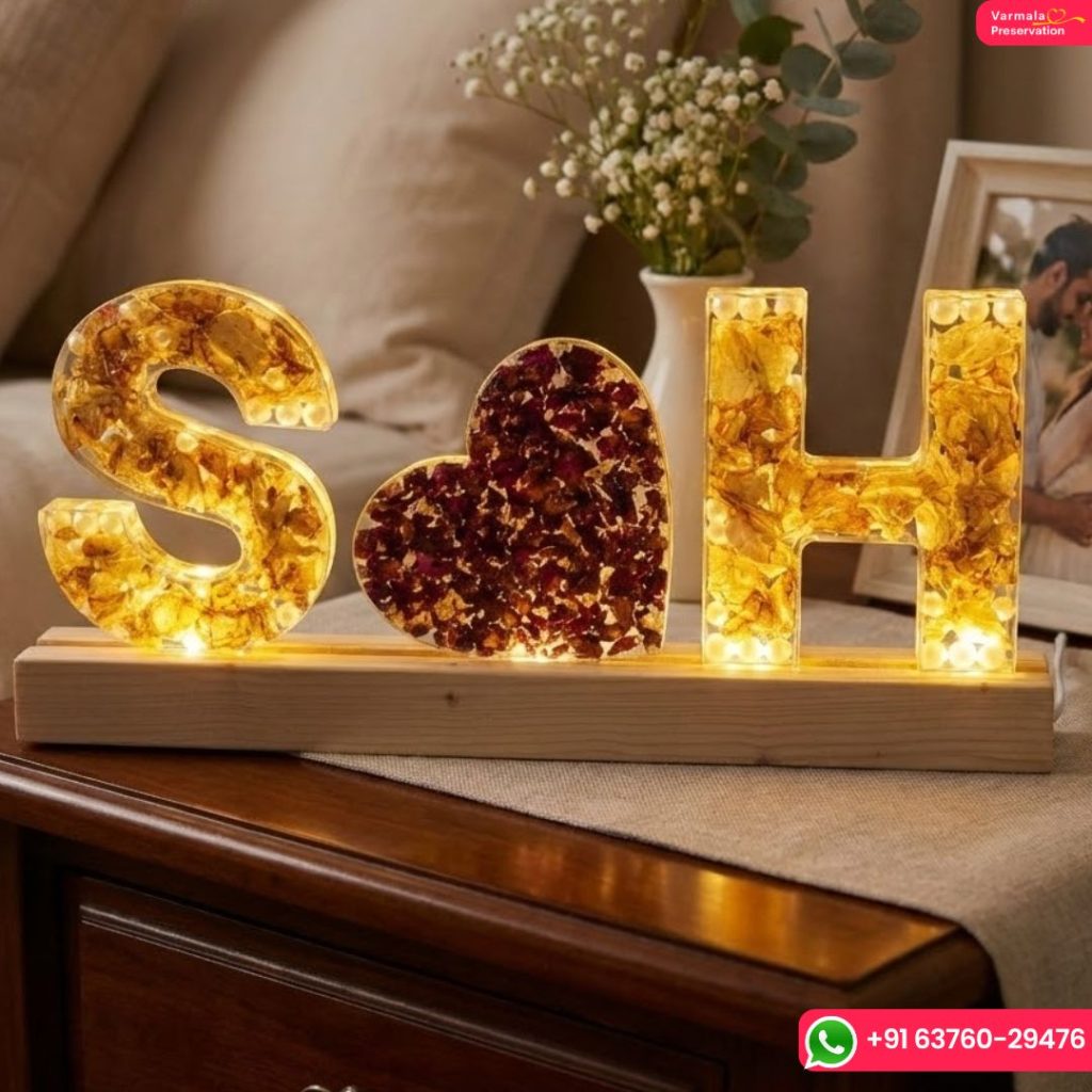 Luxury Resin LED Name Initials Lamp with Preserved Flowers (6- Inch)