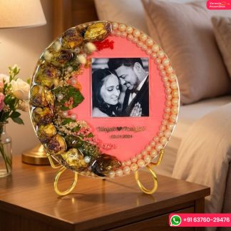 Resin Flower Preservation with Couple Photo (8 Inch)