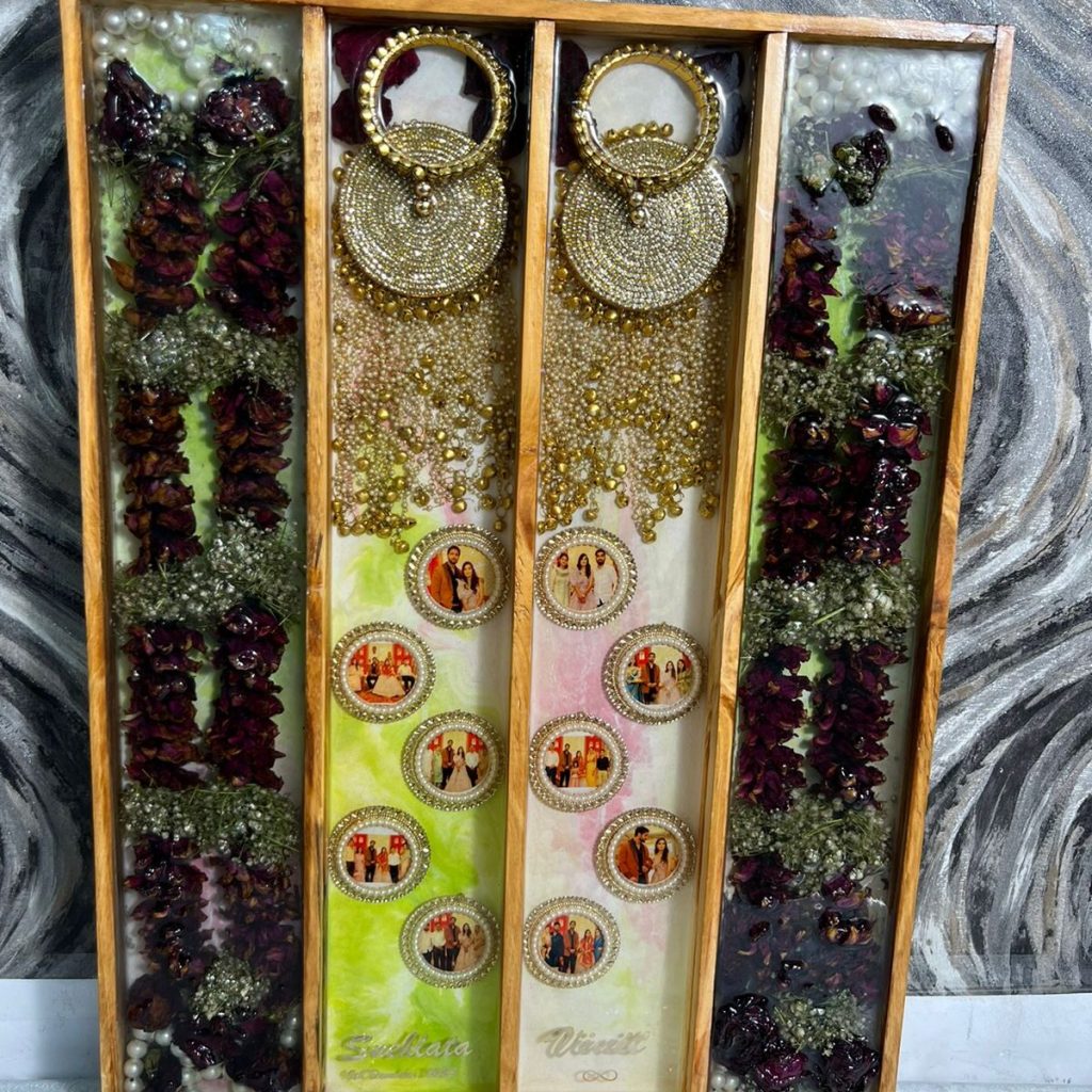 Full Varmala Preservation Frame (2.5 by 3- Feet | Kaleera Preservation in Resin