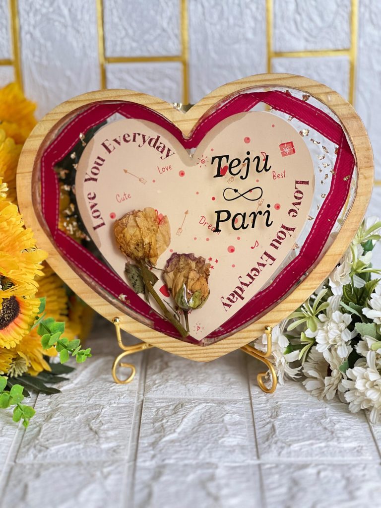 Heart Shape Resin Frame | Personalized Love Keepsake with Preserved Roses (8- Inch)