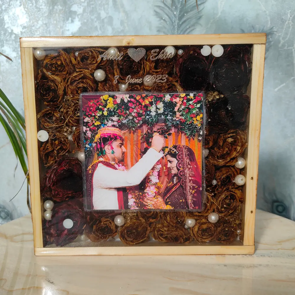 Elegant Wedding Varmala & Photo Preservation Resin Frame (8 Inch)