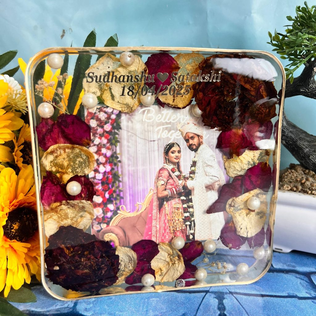 Square Resin Frame with Preserved Varmala & Wedding Photo – (6) Inches