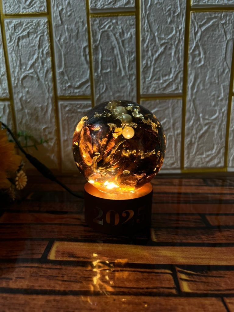 Resin LED Globe | Flower Preservation in Resin