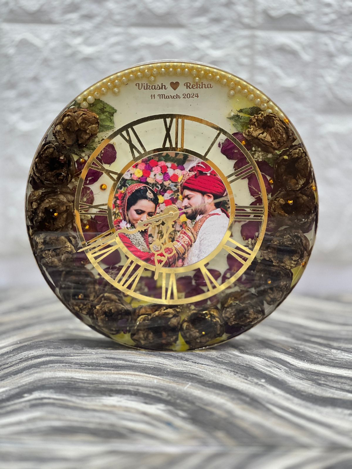 Resin Wall Clock with Wedding Garland Preservation ( 12inch ) - Image 4