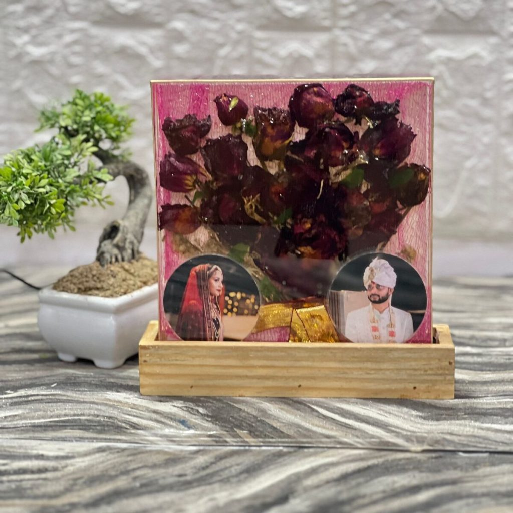Rose Flower Preservation Resin Frame ( 8- Inch)