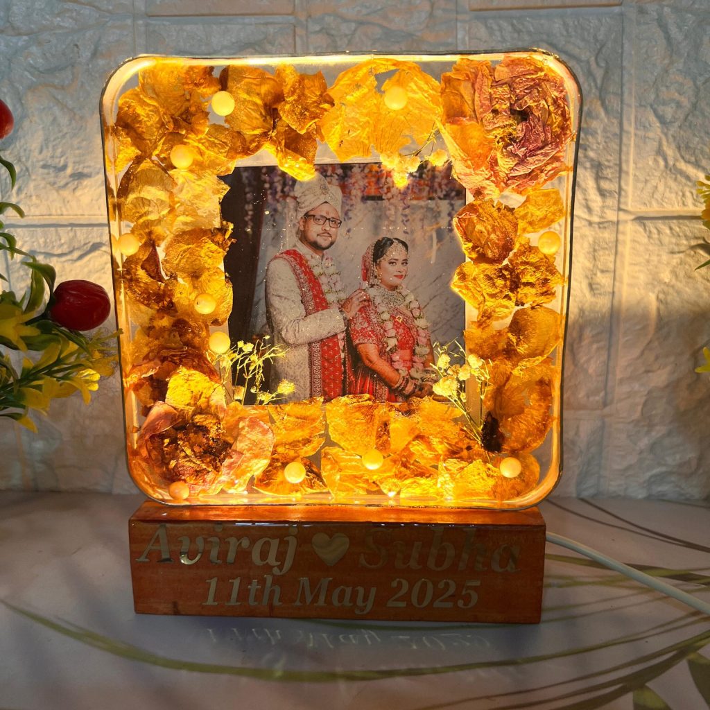 Wedding Resin Light Frame with Preserved Flowers & Custom Photo – (6) Inch