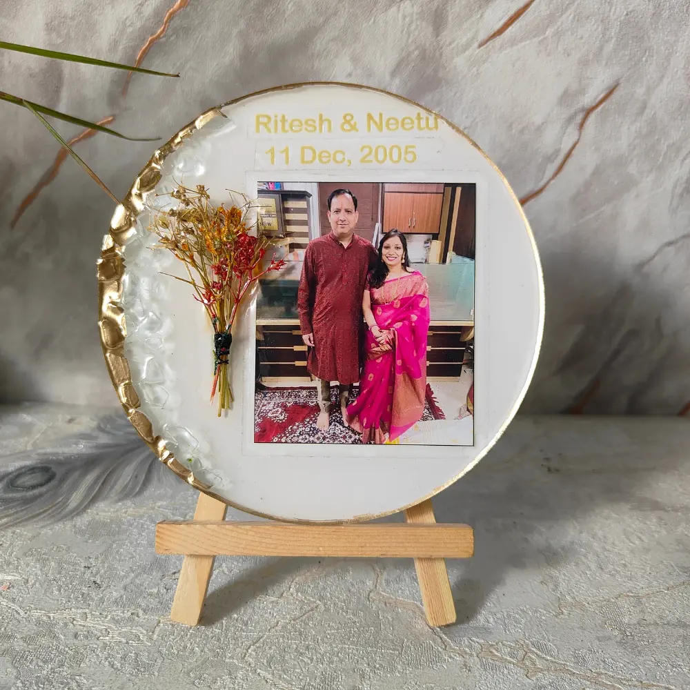 Personalized Resin Couple Photo Frame | Best Resin Keepsake
