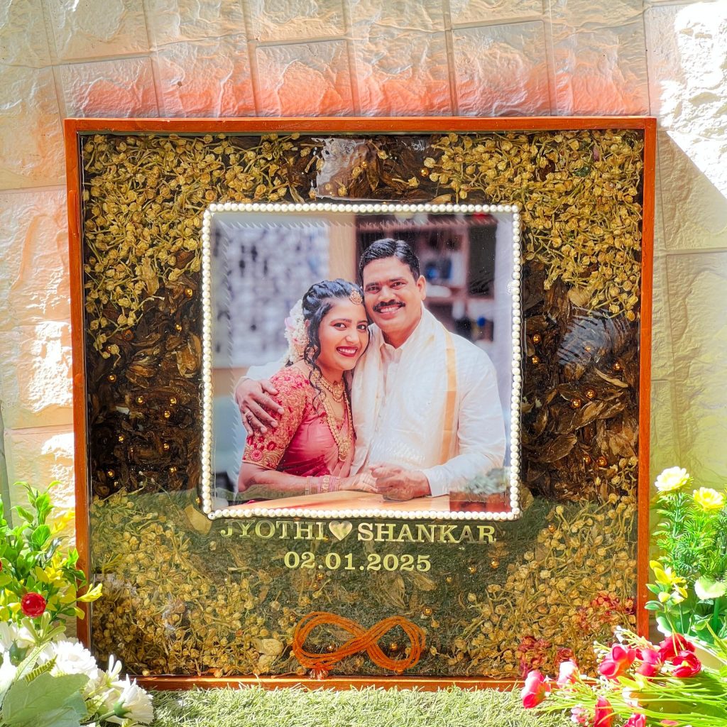 Jaimala Photo Frame | Varmala Resin Frame (18 by 18 ) Inch