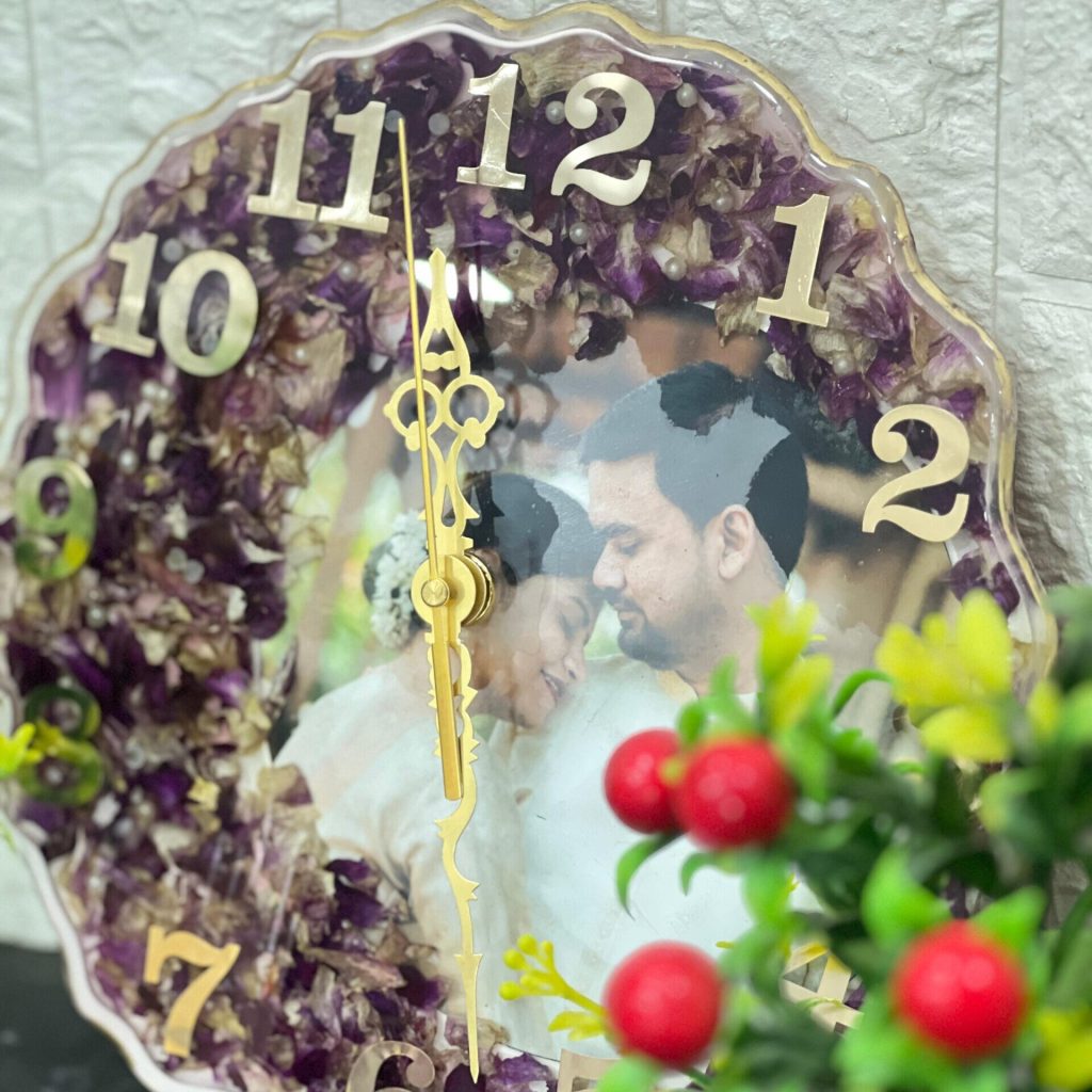 Preserved Varmala in (10- Inch) Resin Wall Clock