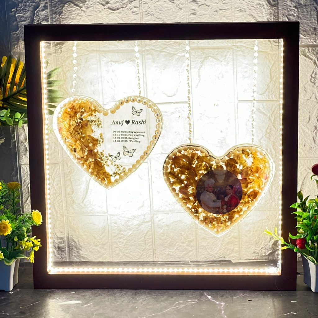 Heart Shape Wedding Varmala Preservation Resin Frame with LED