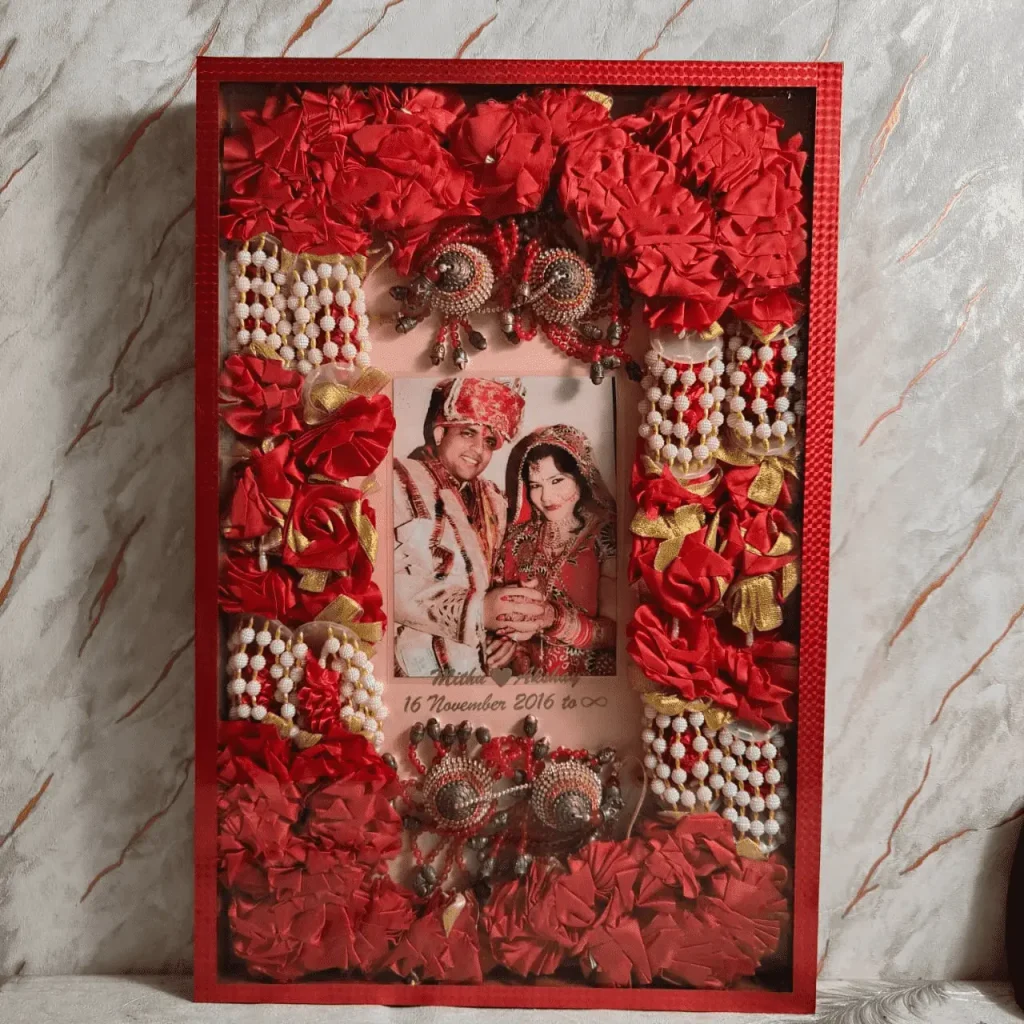 Artificial Varmala & Kalire Preservation Resin Photo Frame (16×24 inch)