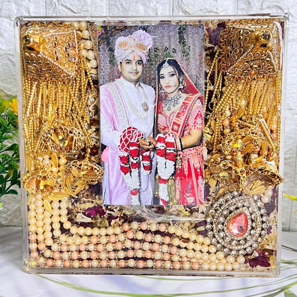 Double-Sided Resin Wedding Memory Frame ( 12- Inch)