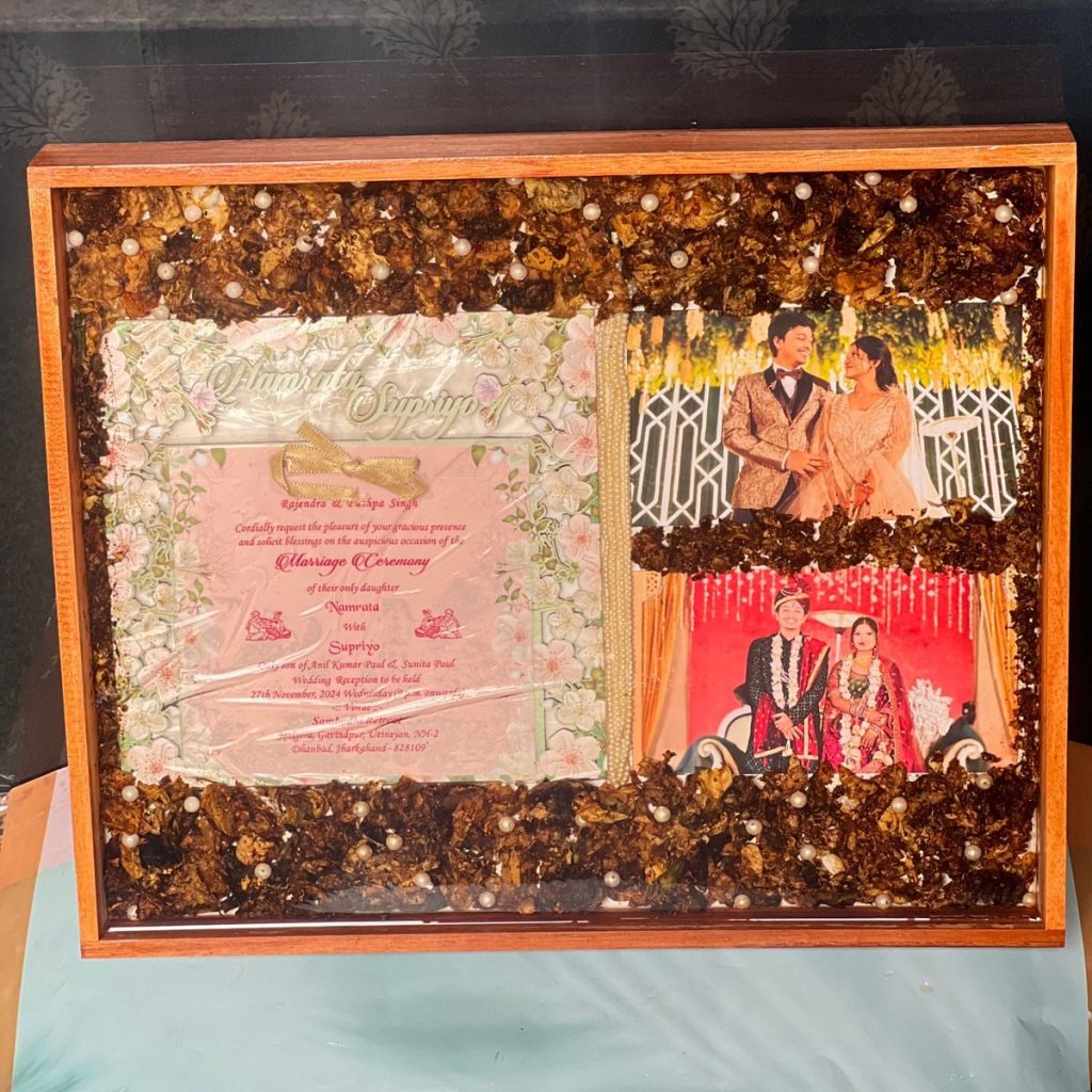 Personalized Wedding Keepsake Resin Frame – ( 15 by 18)-Inch Square