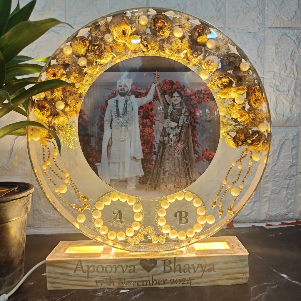 Round LED Resin Frame with Wedding Mala Preservation (12 – Inch)