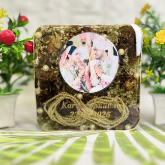 Square Resin Wedding Memory Frame with Pearls & Real Flowers – (6) Inch