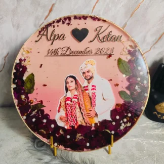 Couple Varmala Preserved Photo Frame (10-inch)