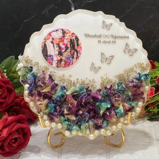 3D Resin Frame with Flower Preservation ( 8 inch)