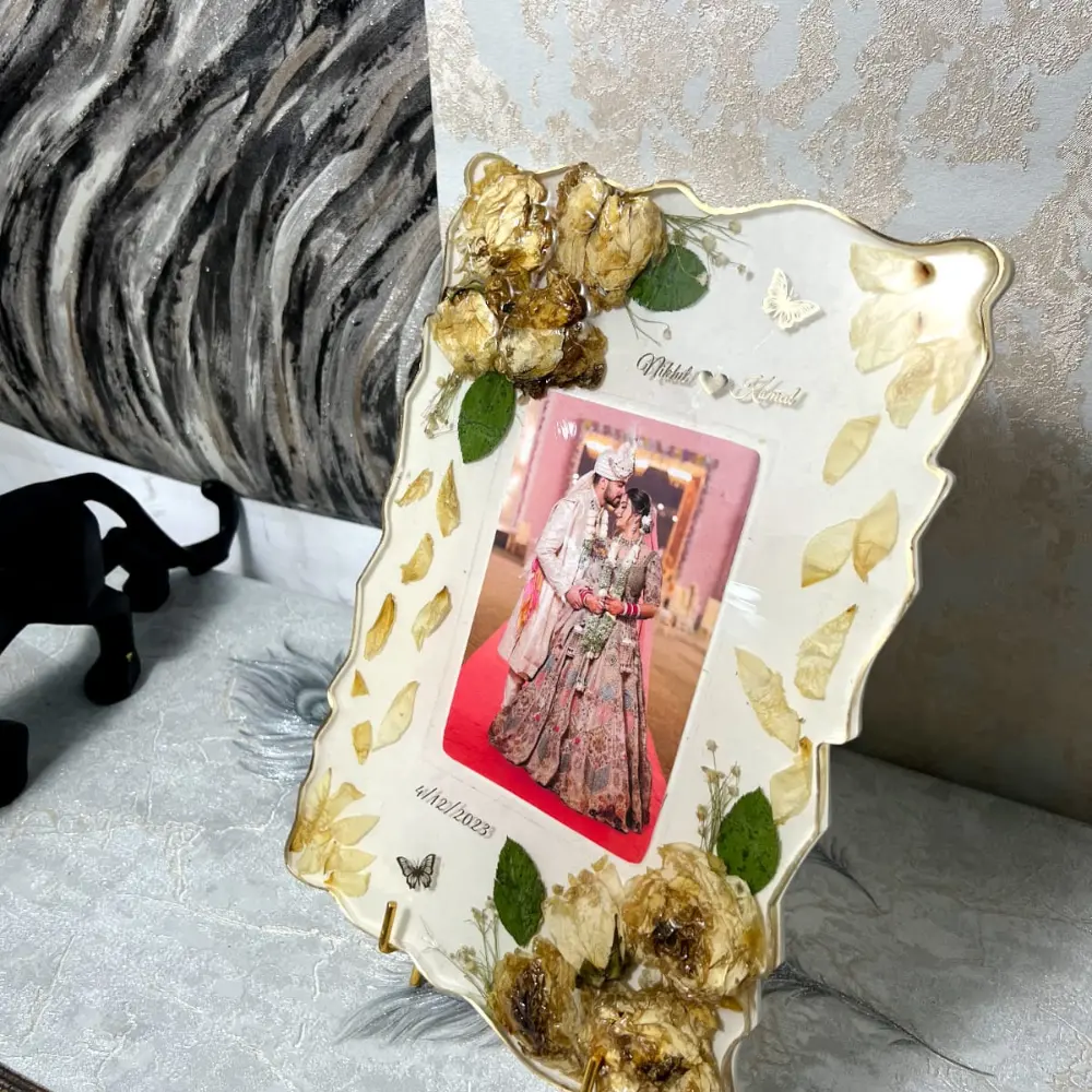 Wedding Mala Preservation Resin Photo Frame (9×12 Inch)