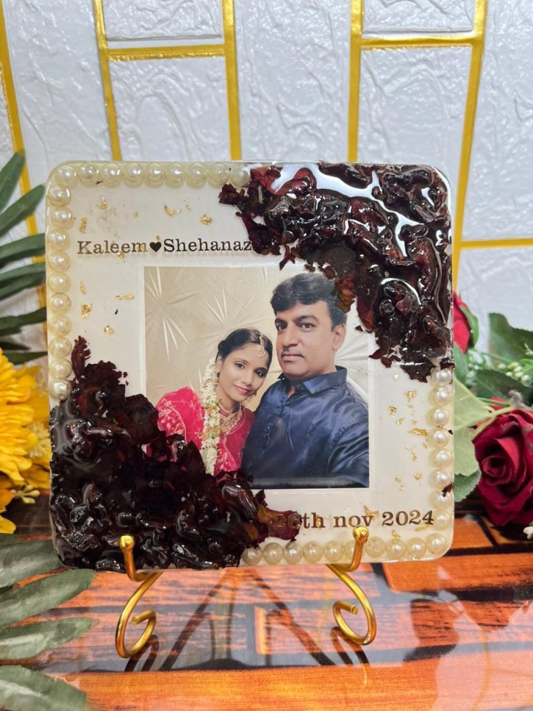 6 Inch Resin Varmala Photo Frame | Wedding Flower Preservation Gift