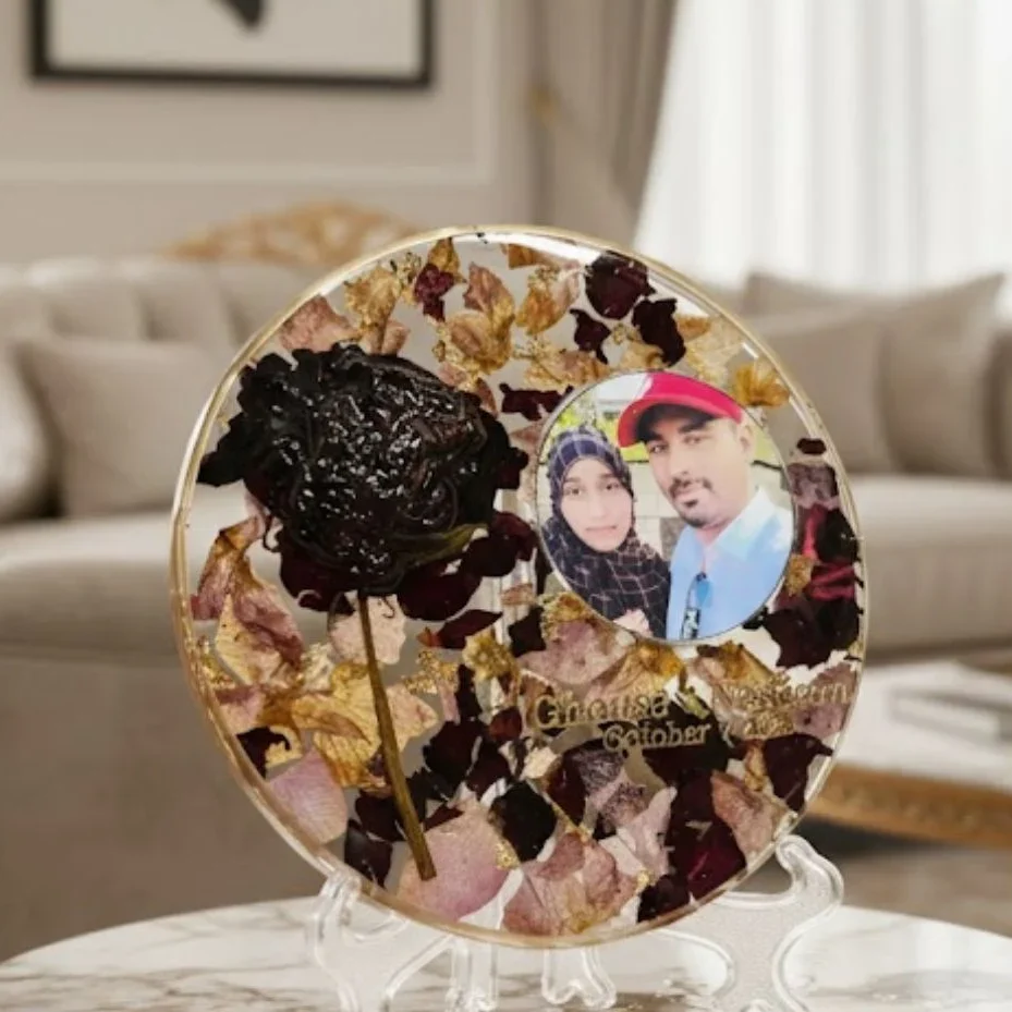 Personalised Resin Frame with Preserved Real Rose  (5 Inch Round Frame)